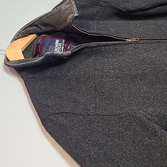 Abercrombie & Fitch Black Bomber Jacket - Picture 11 of 12